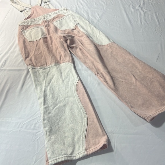 Cider pink and white overalls size small - Picture 7 of 10